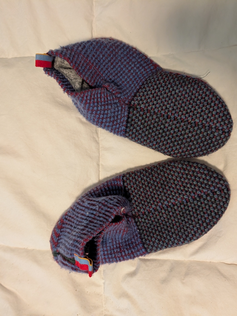 Cozy Knit Bombas Slippers